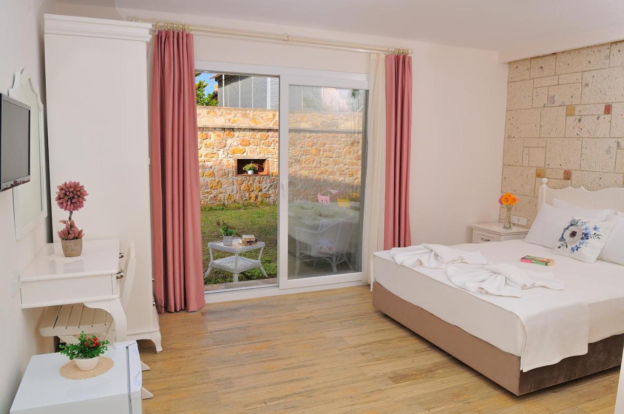 Allegria Butik Otel Ildiri Esterno foto